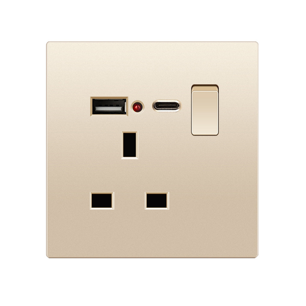 Spy Camera in UK-Style Outlet